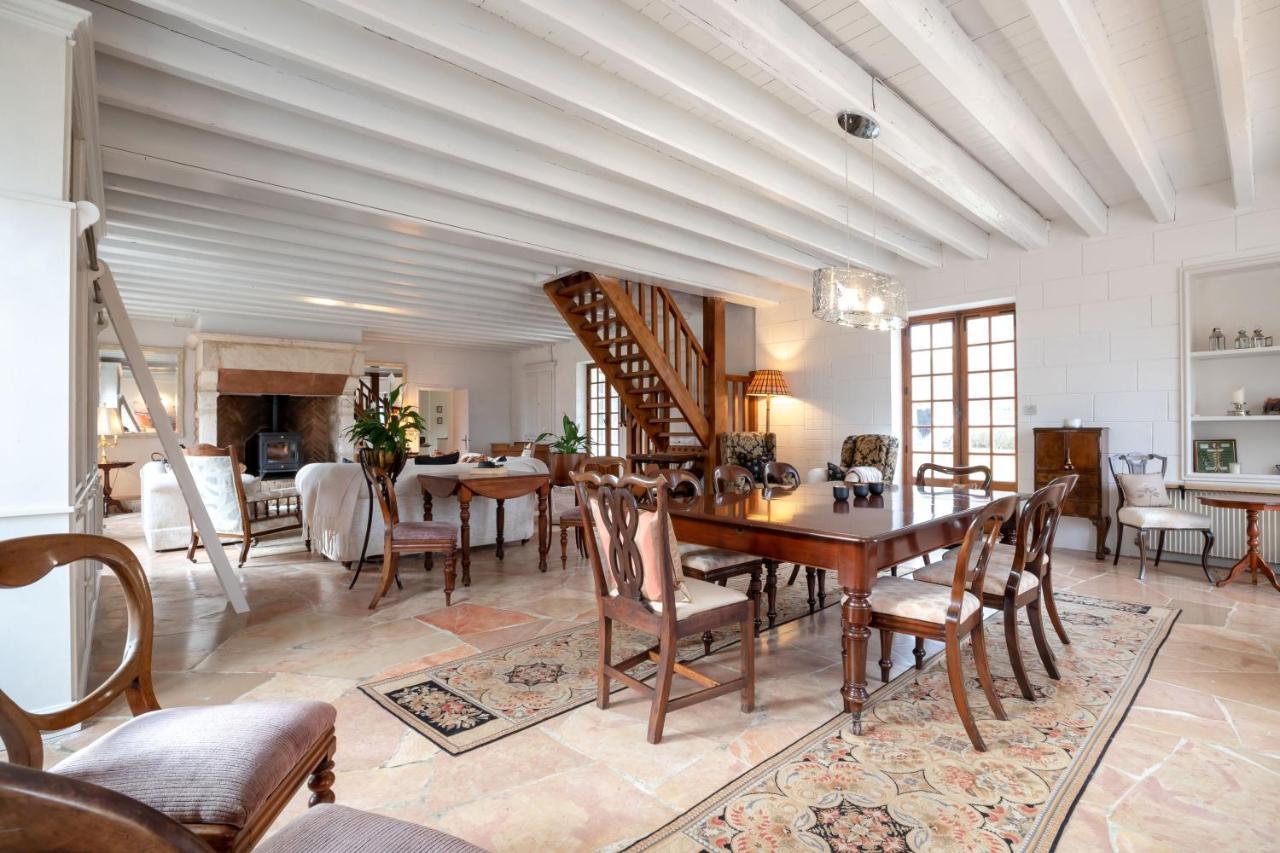 Domaine De L'Oiseau Bed & Breakfast Gergy Bagian luar foto