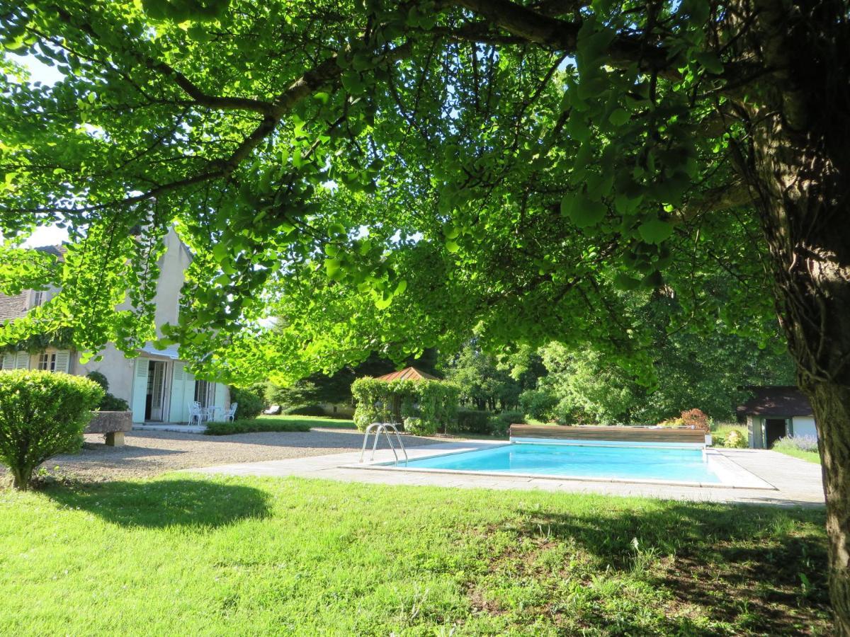 Domaine De L'Oiseau Bed & Breakfast Gergy Bagian luar foto